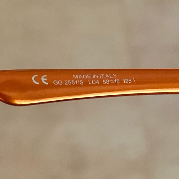 Brand new Gucci sunglasses! - Picture 5 of 12